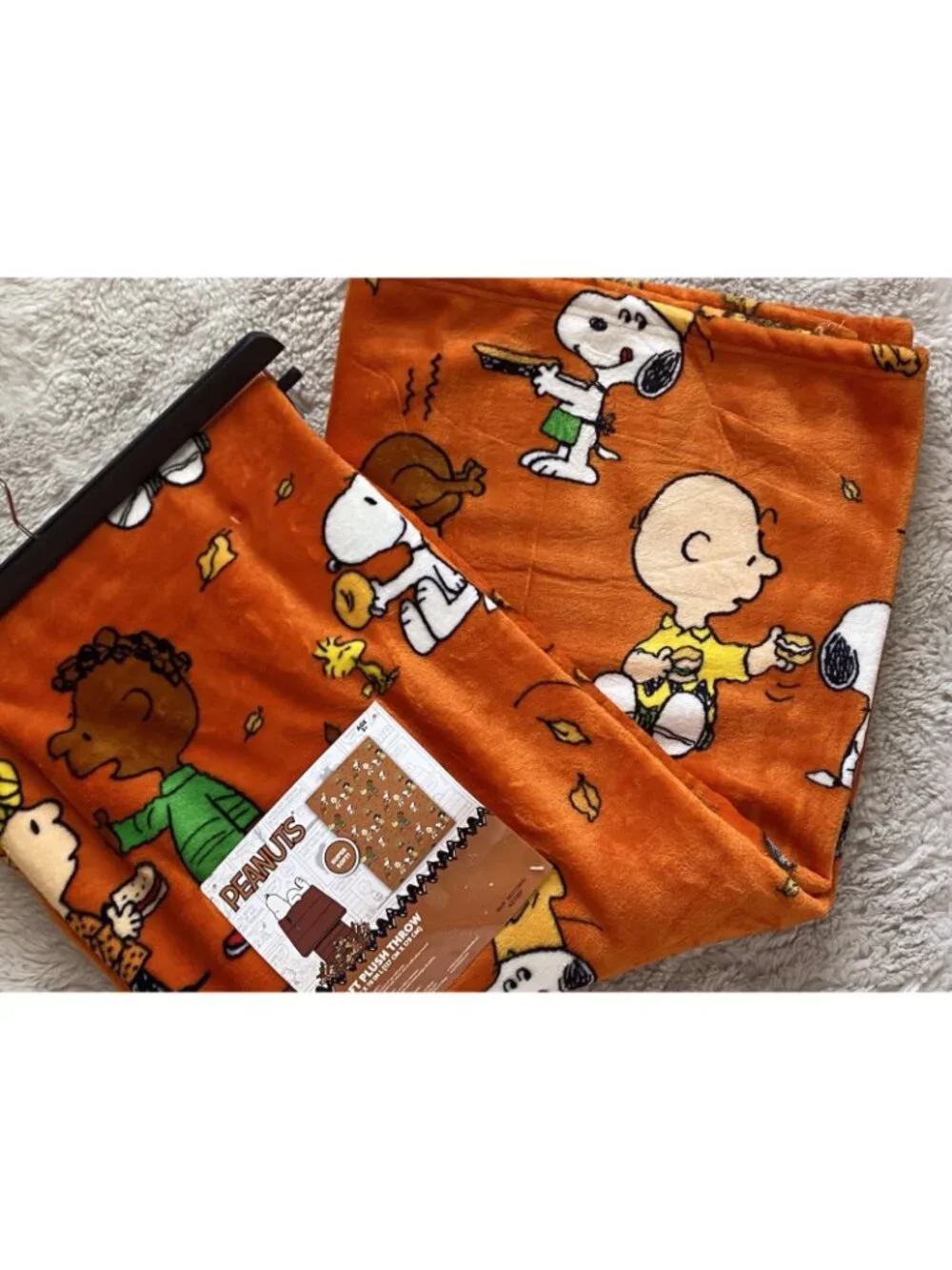 Peanuts Snoopy Charlie Brown Fall Thanksgiving Throw Blanket 50” X 70” NEW